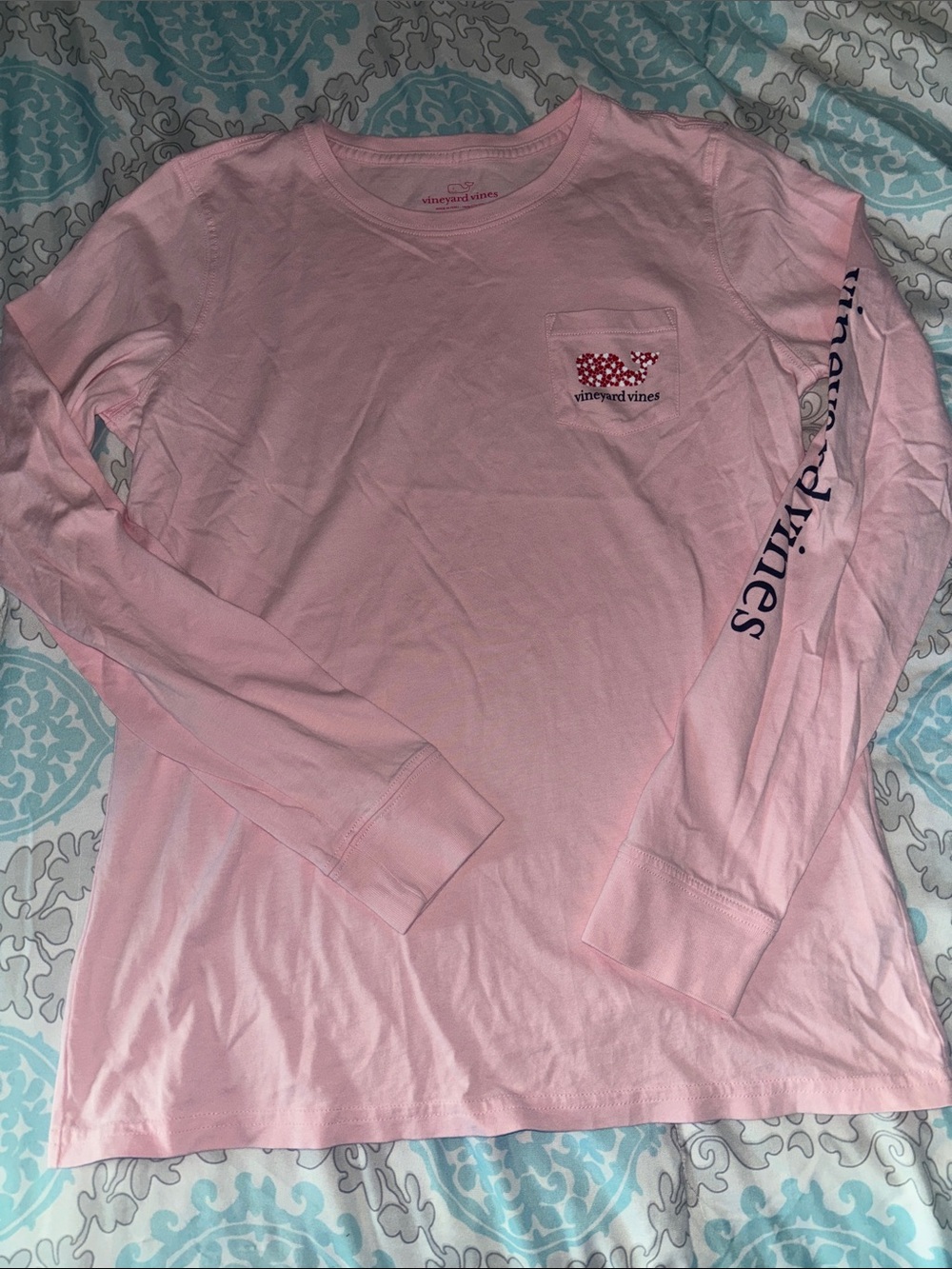Vineyard Vines Valentines Day tee